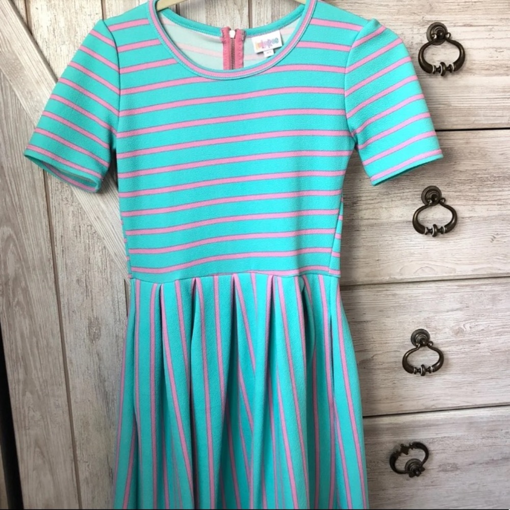 XS Amelia midi dress!